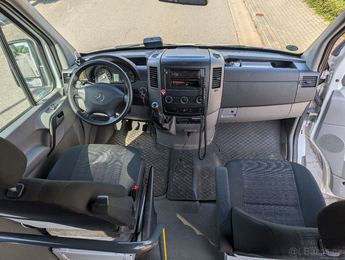 Autobus Mercedes Sprinter 519cdi, ČR, 1.maj, 23míst TOP - 10