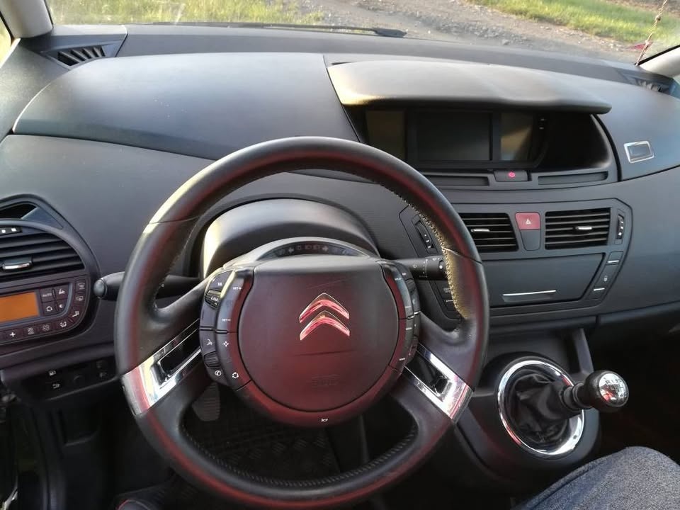 Citroen C4 Picasso - 10