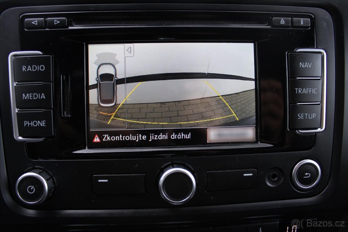 Volkswagen Golf 2.0 TDI DSG CABRIO KŮŽE XENON (2013) - 10