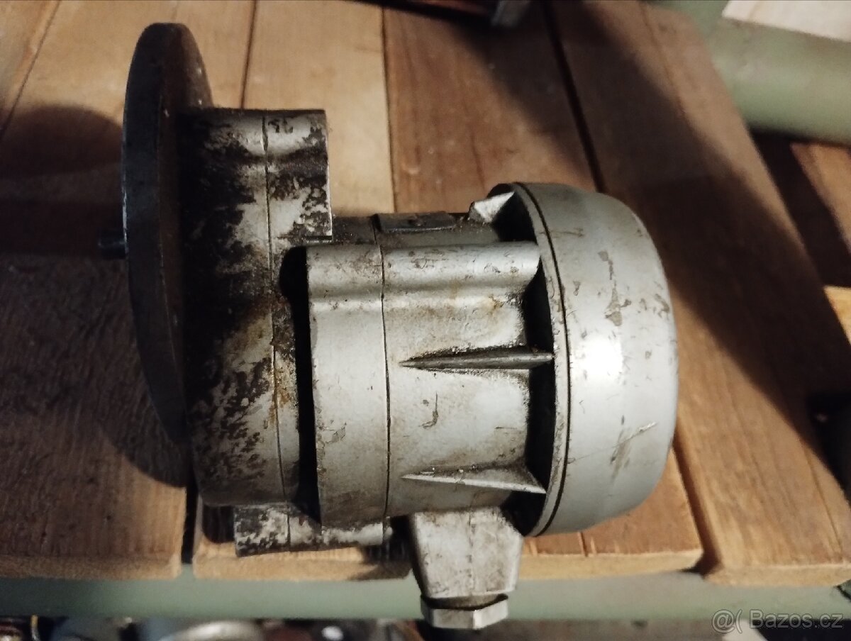 Různé elektromotory 2. - 10