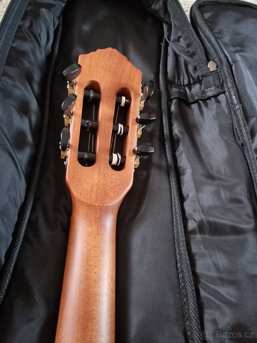 Kytara Ortega 3/4 - 10