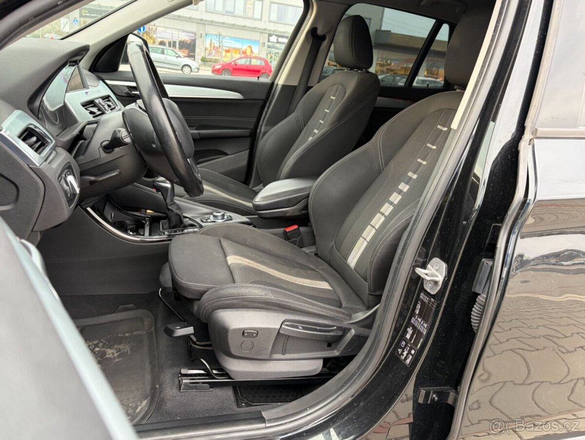 BMW X1 xDrive 20d 140kw ČR - 10