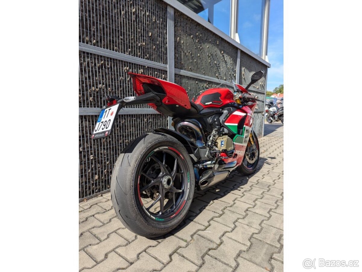 Ducati Panigale V2 Bayliss s doplňky - 10