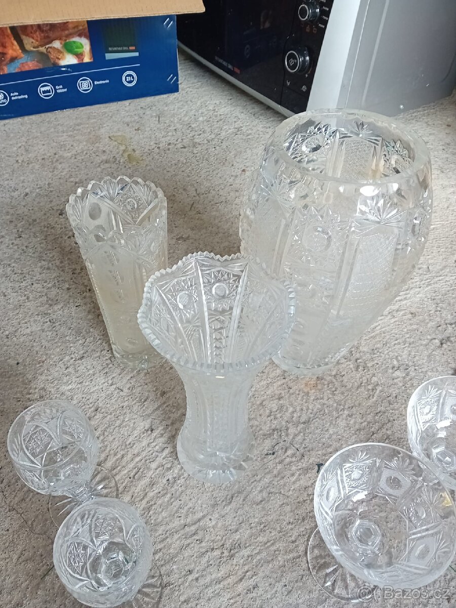 Křišťálové sklenice, nekolik sad - 10