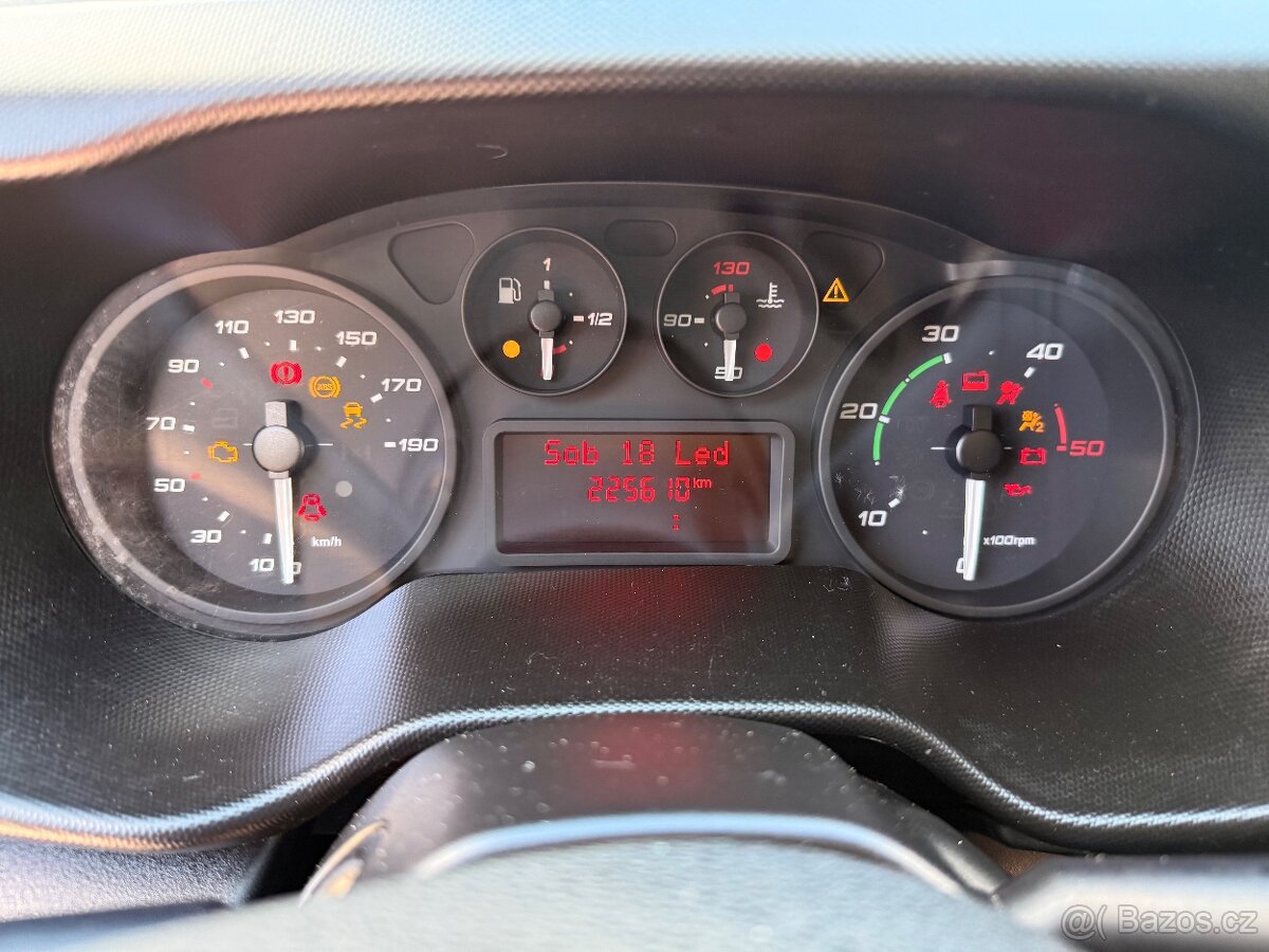Iveco Daily IV 3,0 CNG - 10