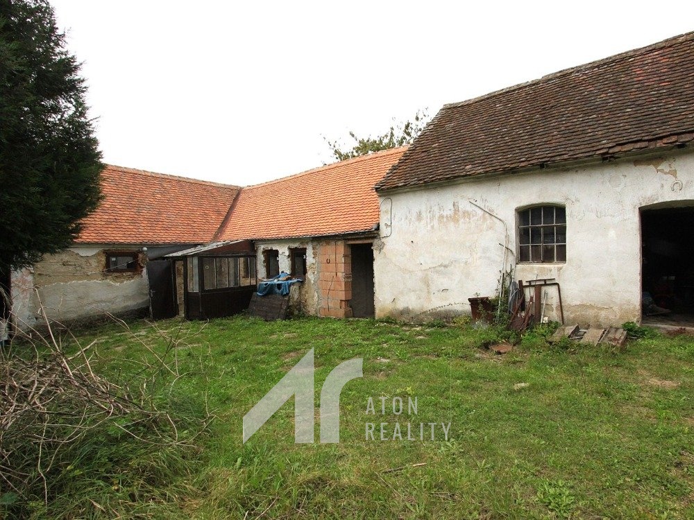 Nový Petřín – RD 3+1, započatá rekonstrukce, pozemek 1.228 - 10