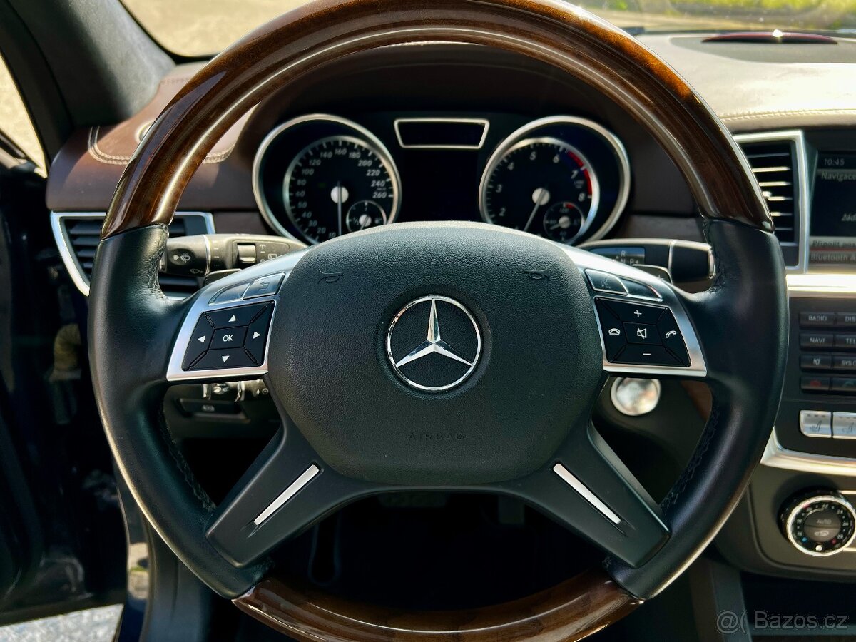 Mercedes-Benz GL 500 2013 - 10