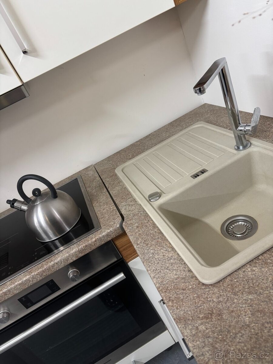 Kuchyně MELODI ve dvou barvách - 10