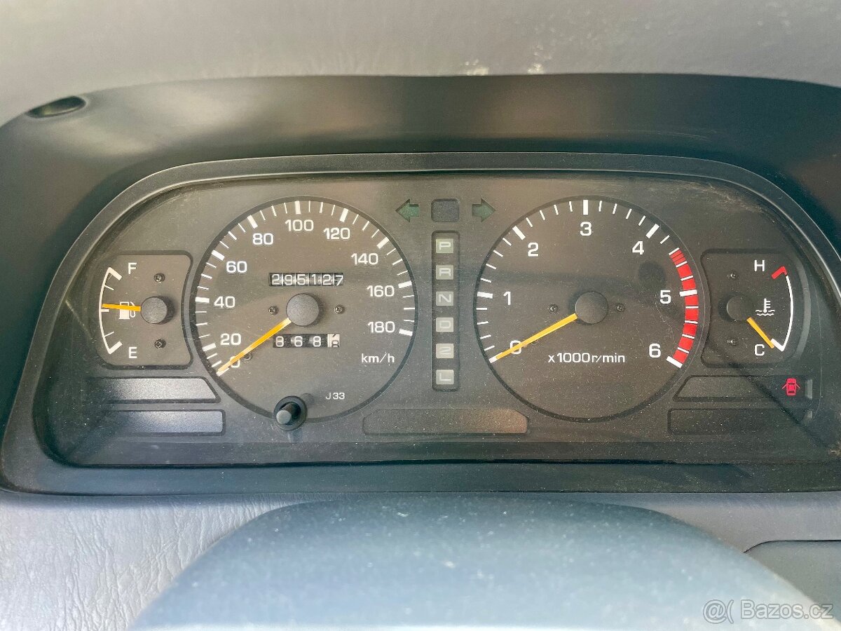 Toyota Land Cruiser KZJ 90 - 10