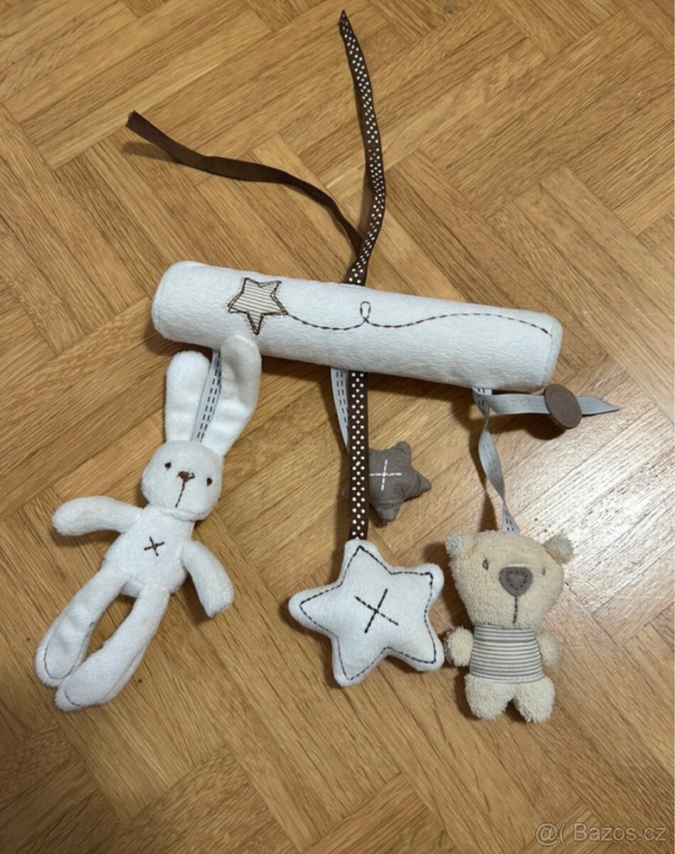 Dětská kolébka s příslušenstvím - 10