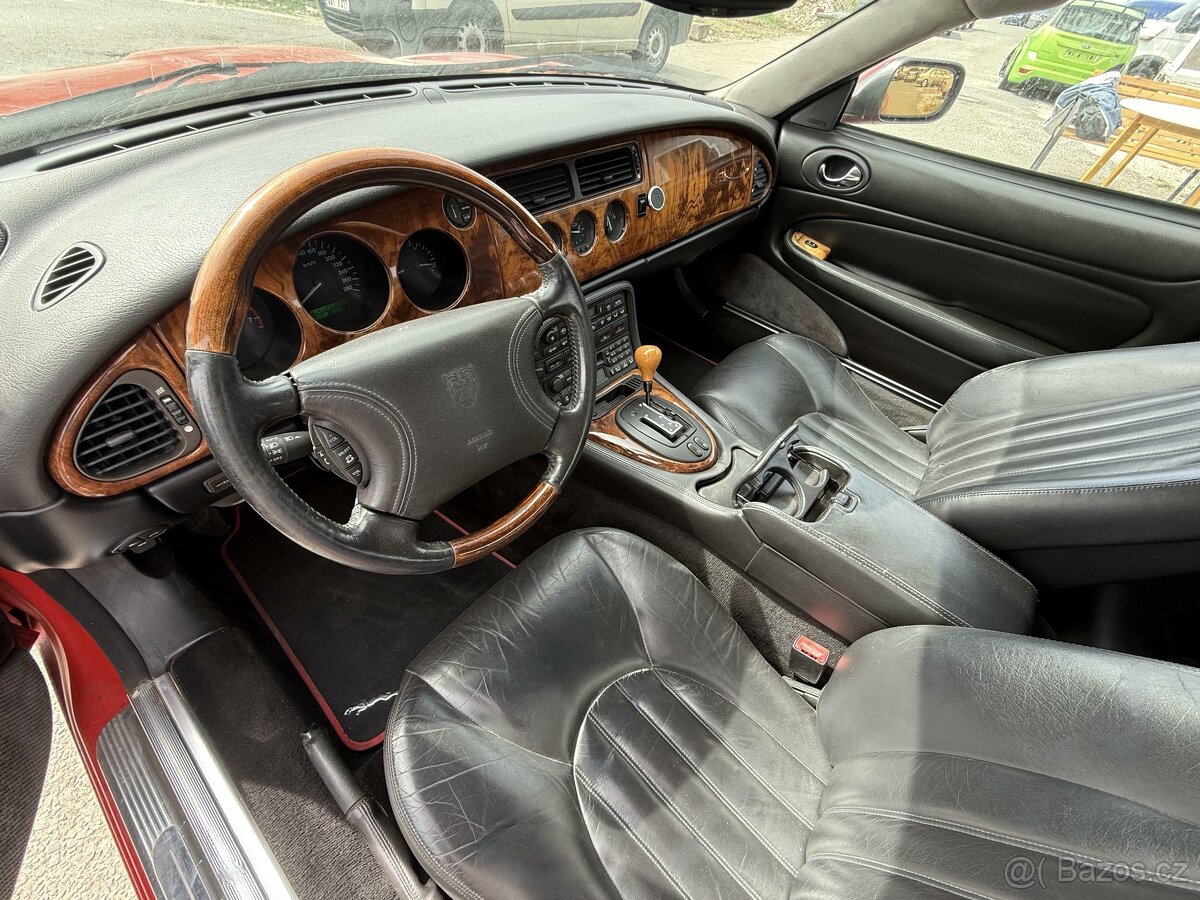 Jaguar XKR Supercharged 4.0 276kW cabrio +NOVÁ STK+ - 10