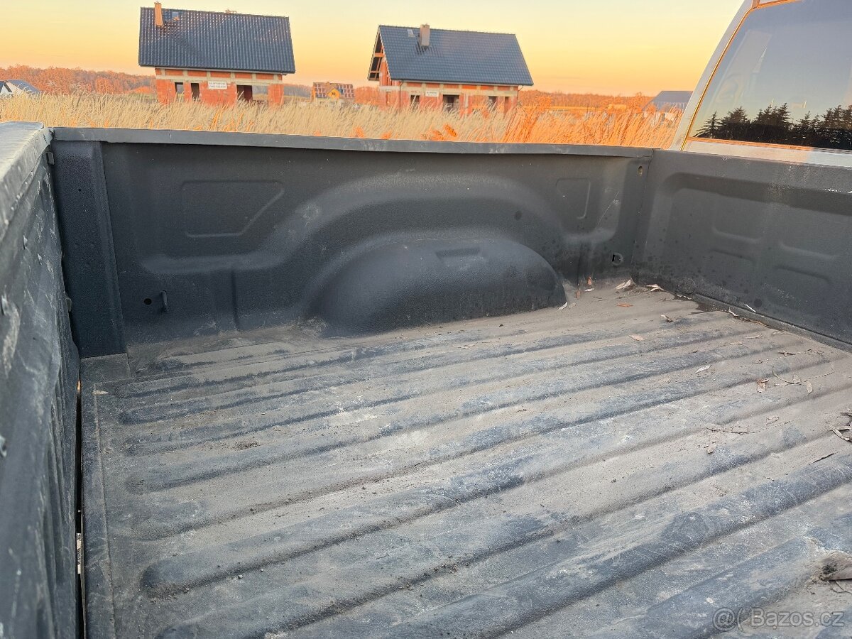 Dodge RAM 5.7 HEMI 4x4 2011r TOP CENA - 10