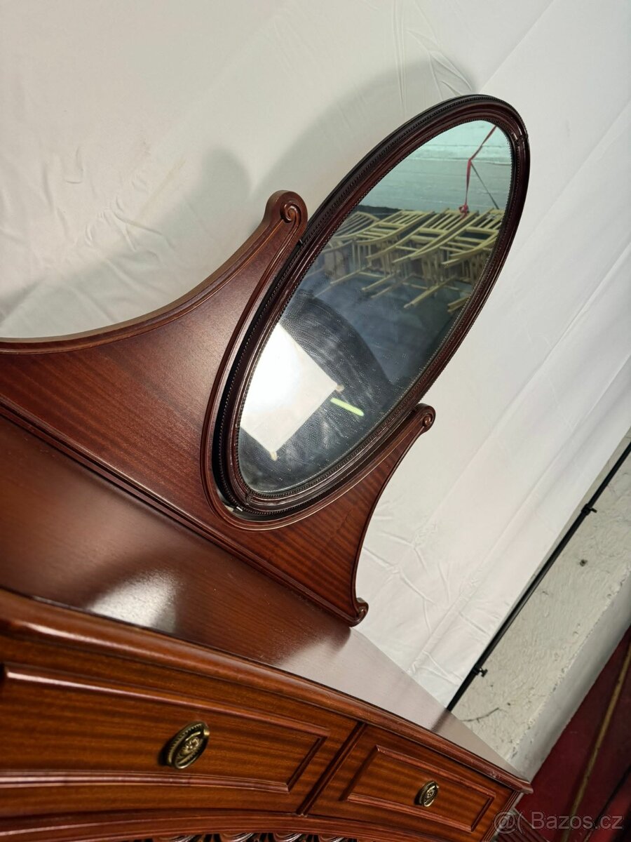 Starožitný toaletní stůl (137001) - 10