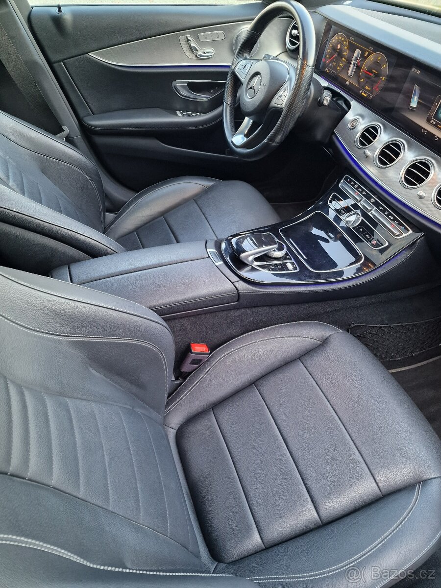 Mercedes-Benz E220d, kombi, panorama, Webasto, tažné, kůže - 10