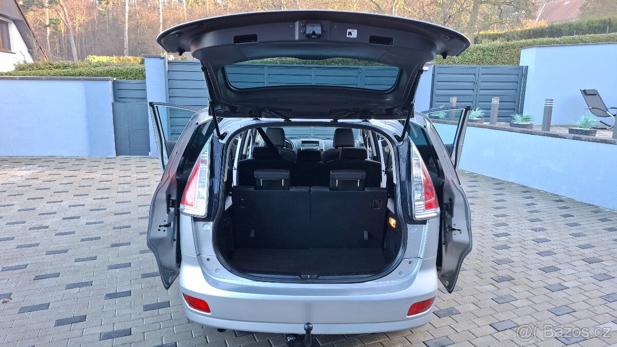 Mazda 5 Kombi 2,0 Diesel - 16V 81kw. 7 MÍSTNÁ - STK: 9/2027 - 10