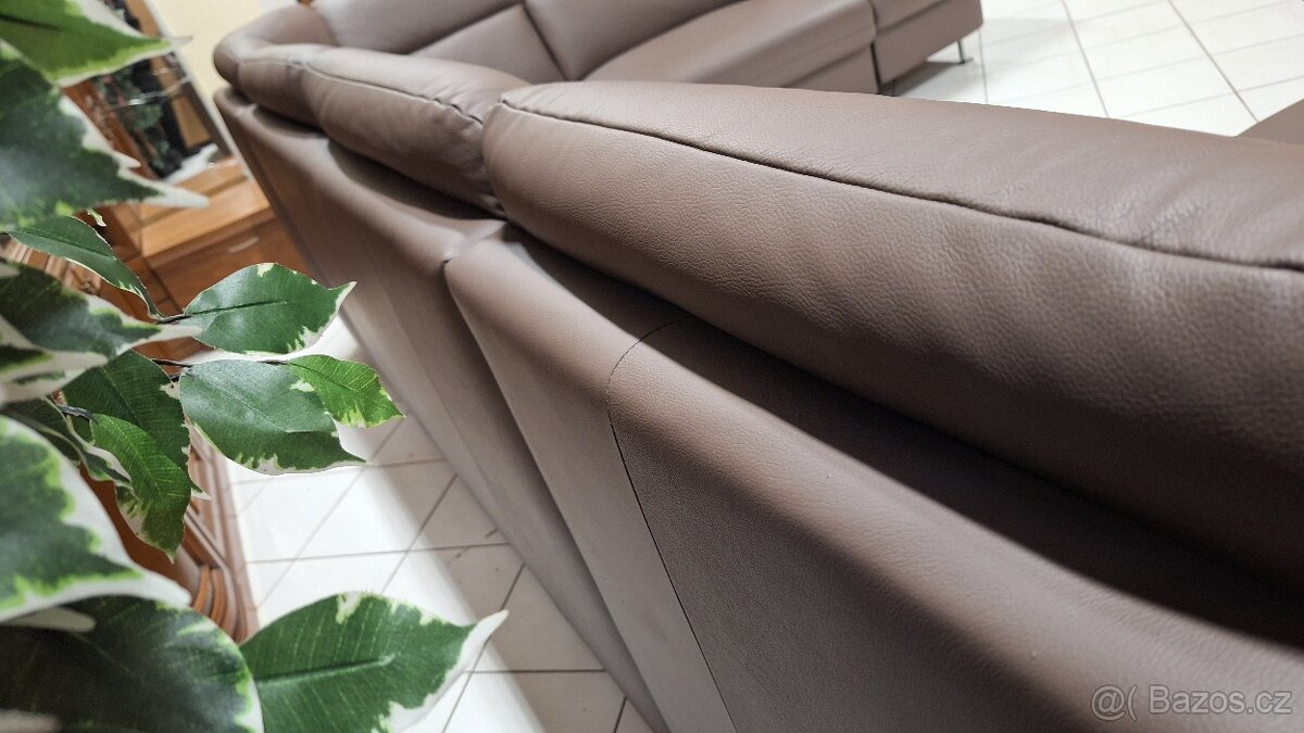Kožená sedací souprava ve tvaru U - 10
