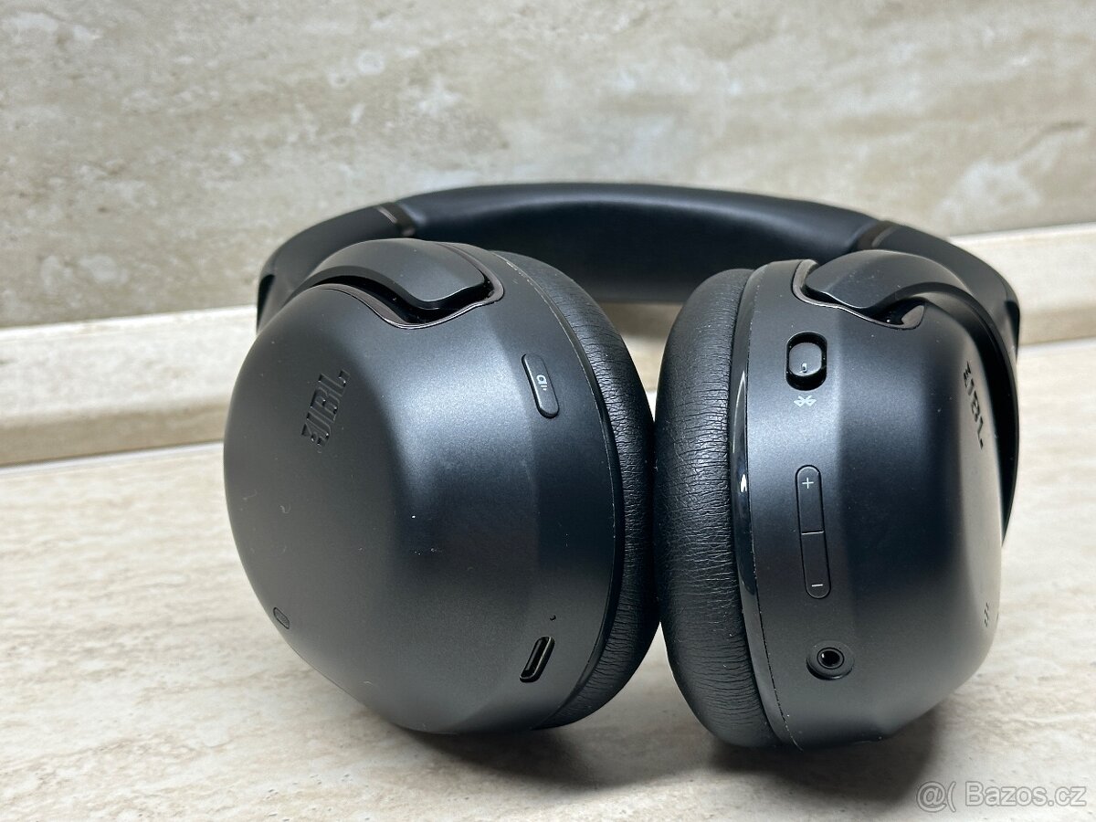 JBL TOUR ONE M3 Čierna - 10