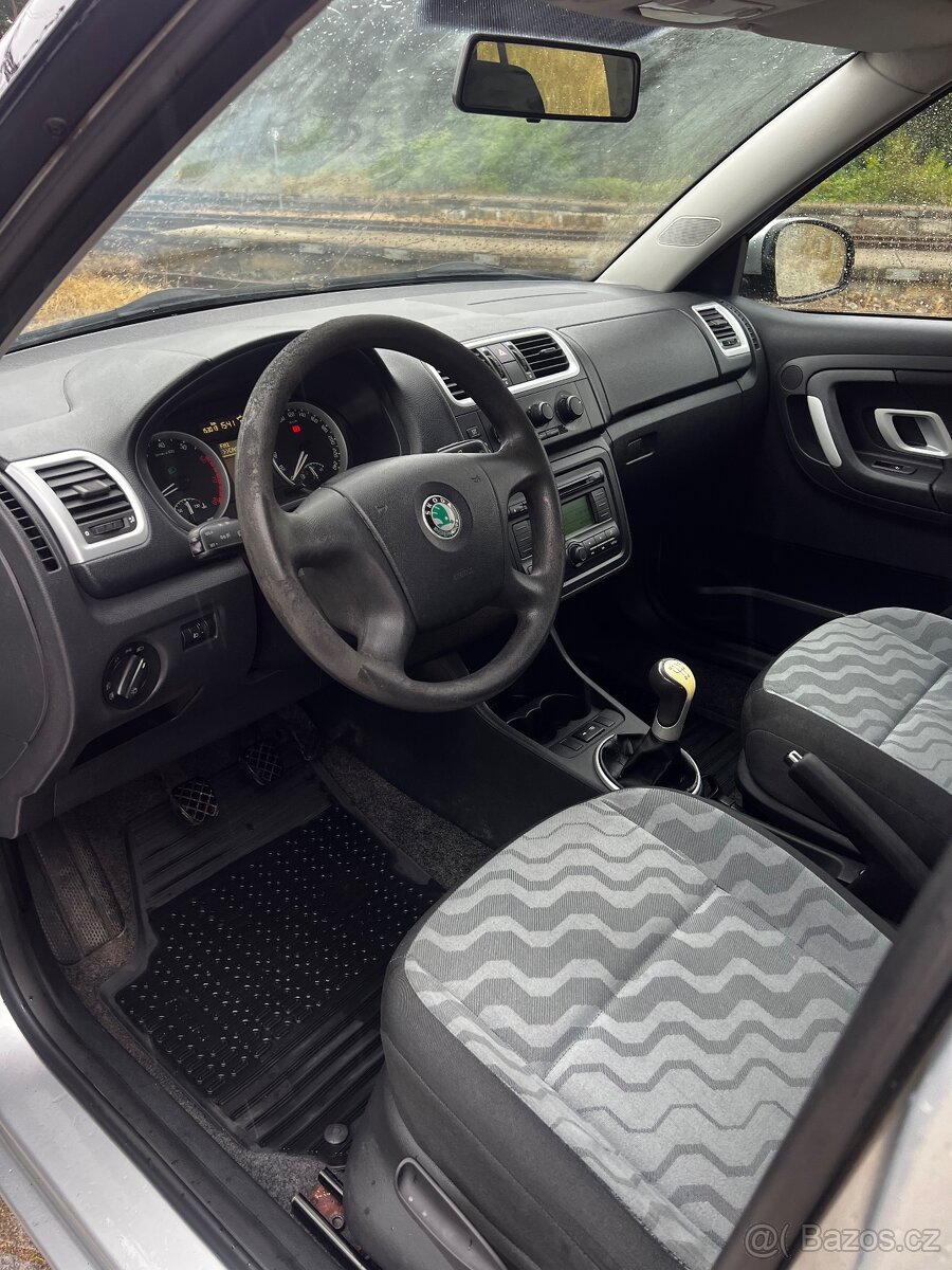 Škoda Fabia 2 1.4 16v combi - 10