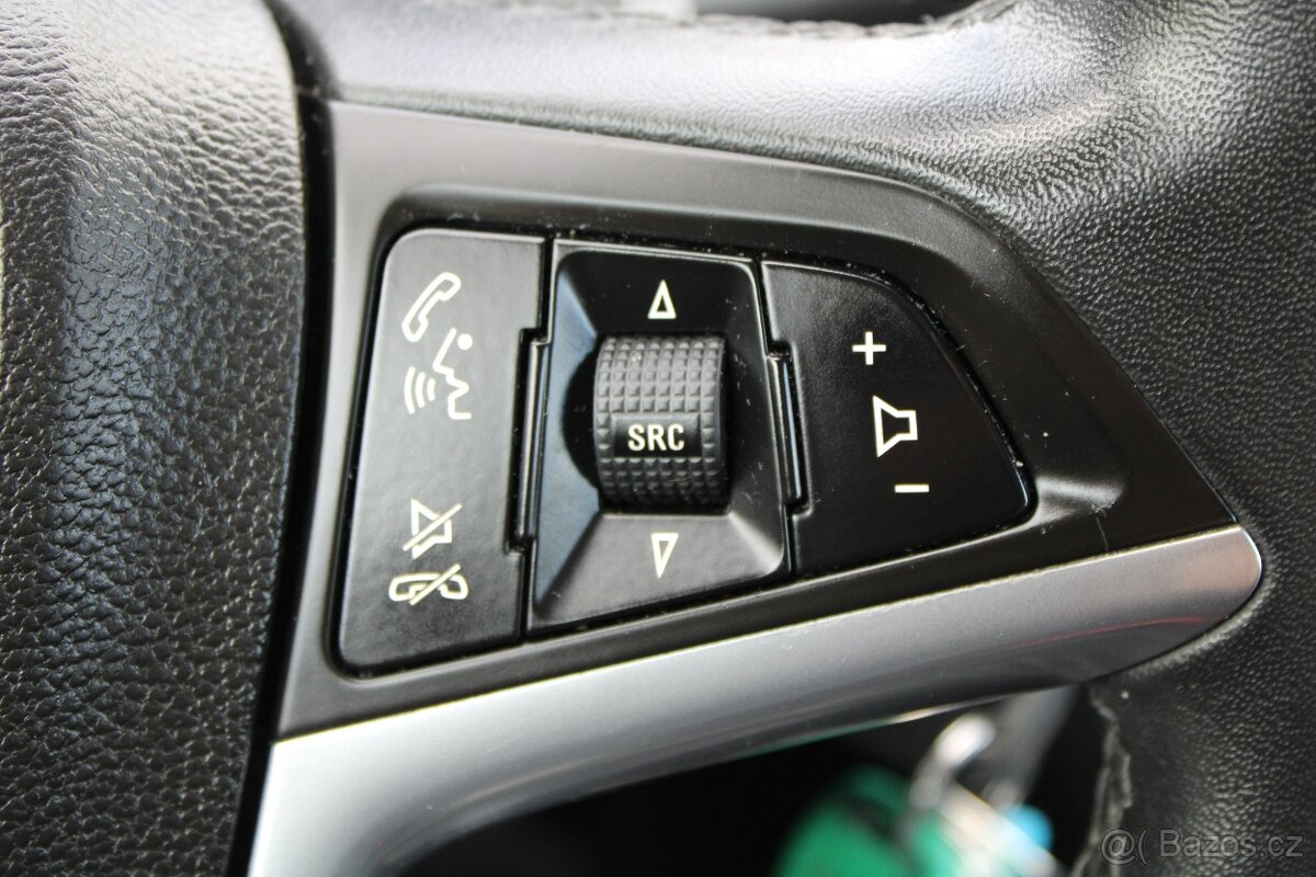 Opel Astra 1,4 T NOVÉ V ČR,1.MAJITEL,2010 - 10