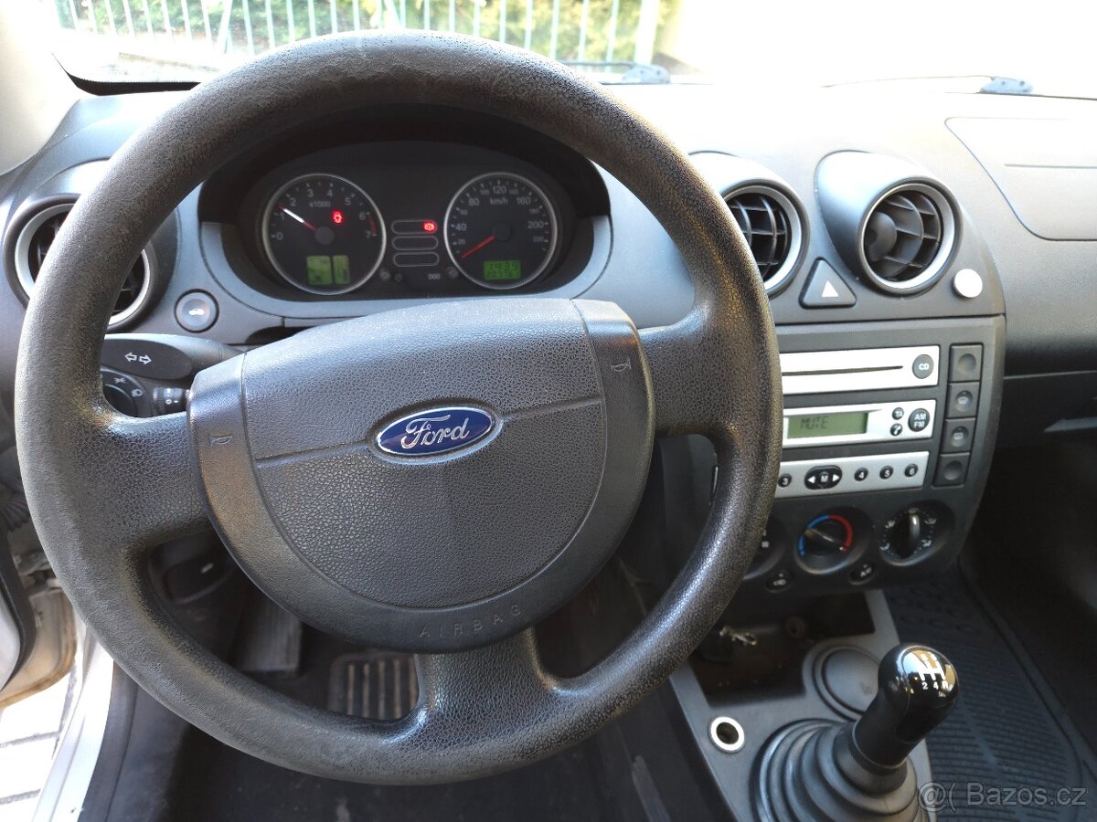 Ford Fiesta 1.3 benzín klima - 10