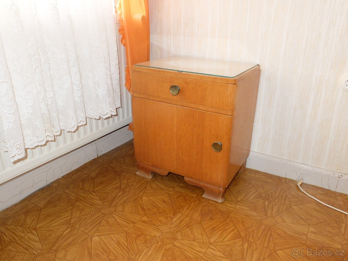 Starožitná toaletka a noční stolky 30.léta - 10