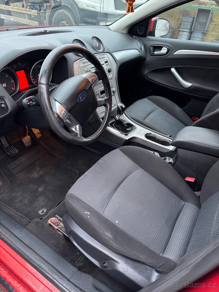 Ford Mondeo Mk4 2.0 TDCi - 10