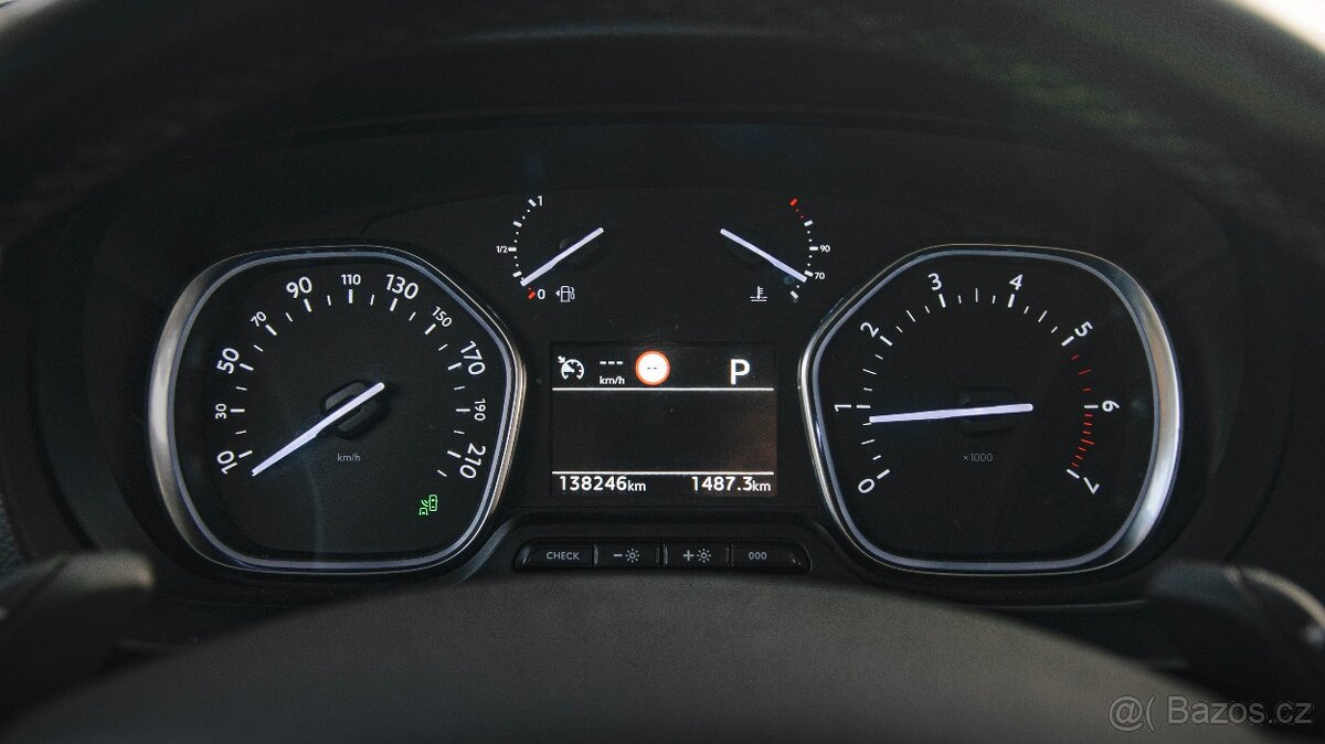 Citroen SpaceTourer, Jumpy 2,0/130kW Tažné Automat - 10