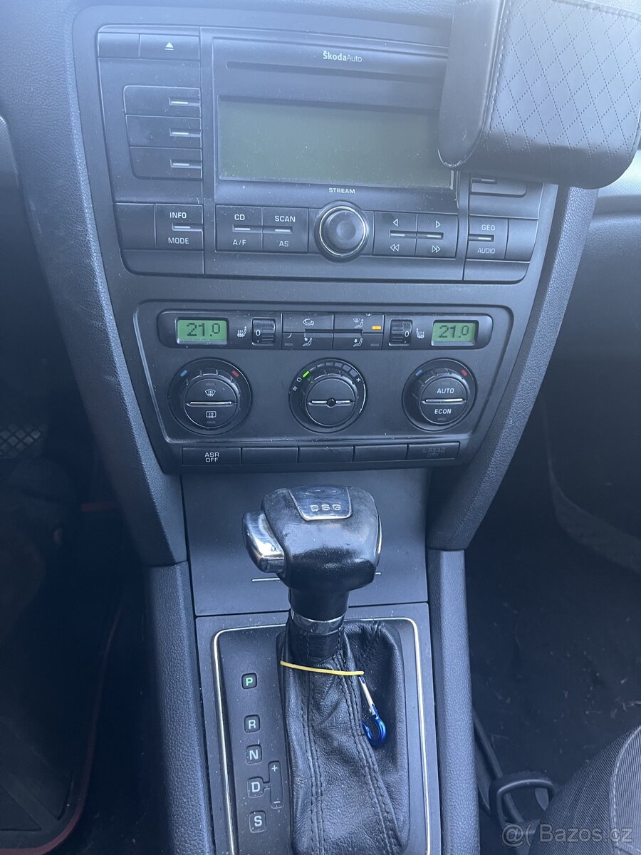 Octavia 2 tdi 103kw dsg elegance - 10