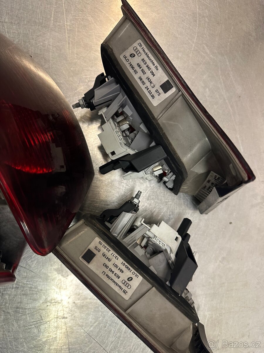 Audi A4 B7 Avant zadní světla - 10