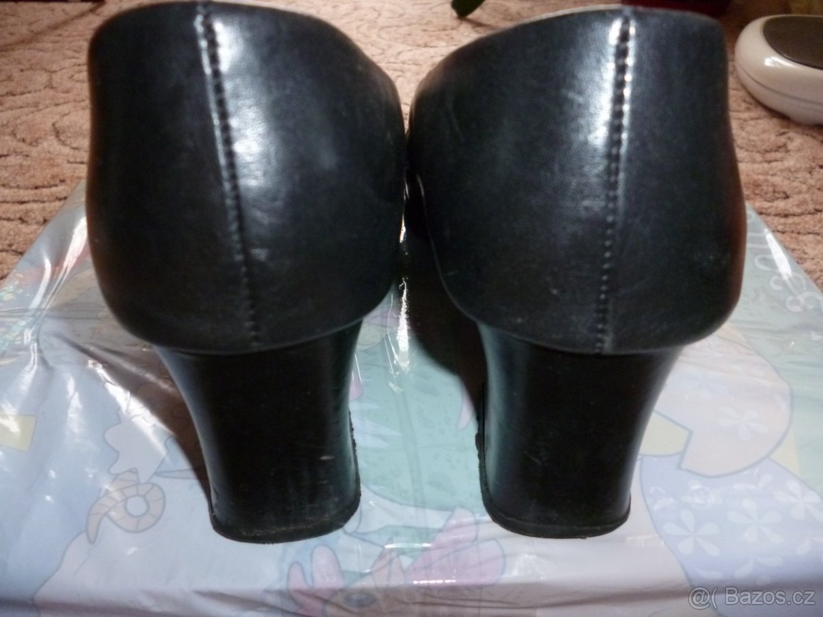 4 x boty, vel. 39,40 - SLEVY - 10