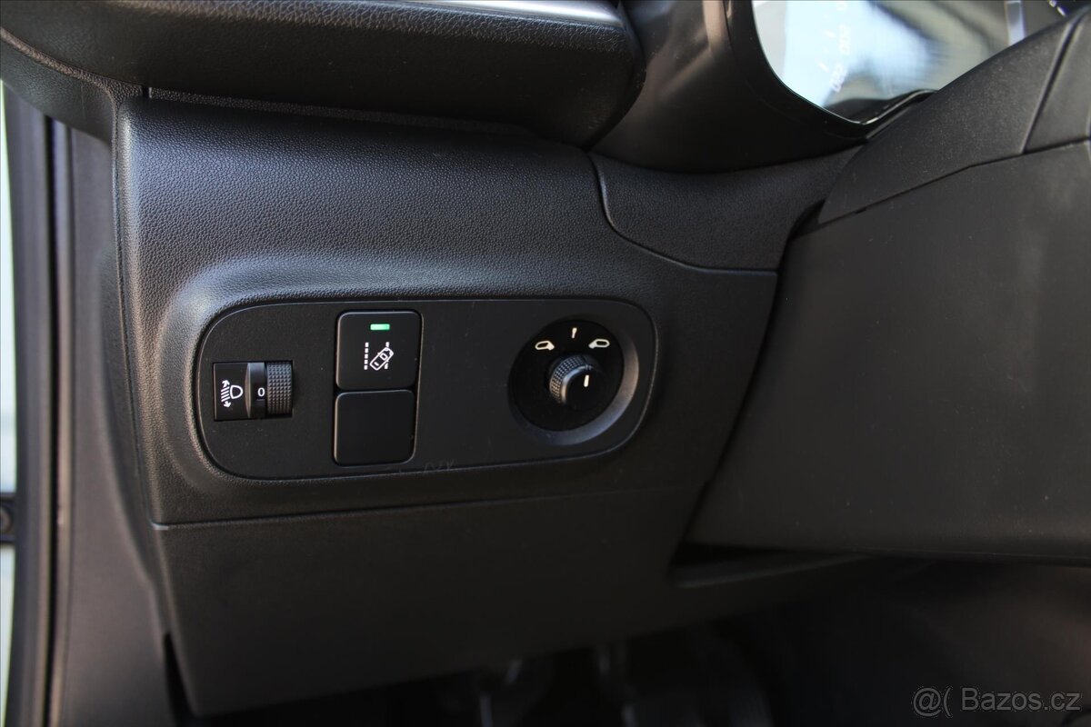Citroën C3 1.2 PureTech EXCLUSIVE ČR (2017) - 10