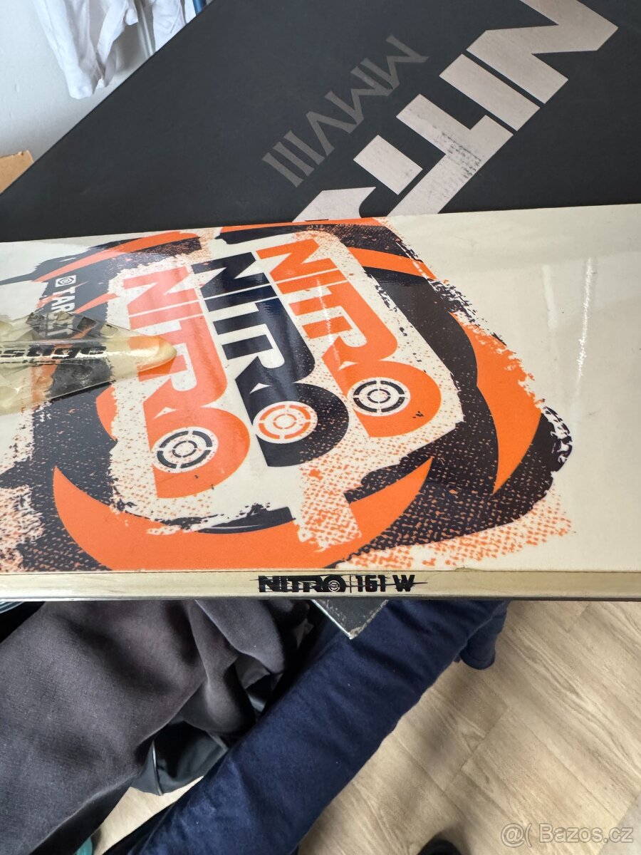 Snowboard Nitro - 10