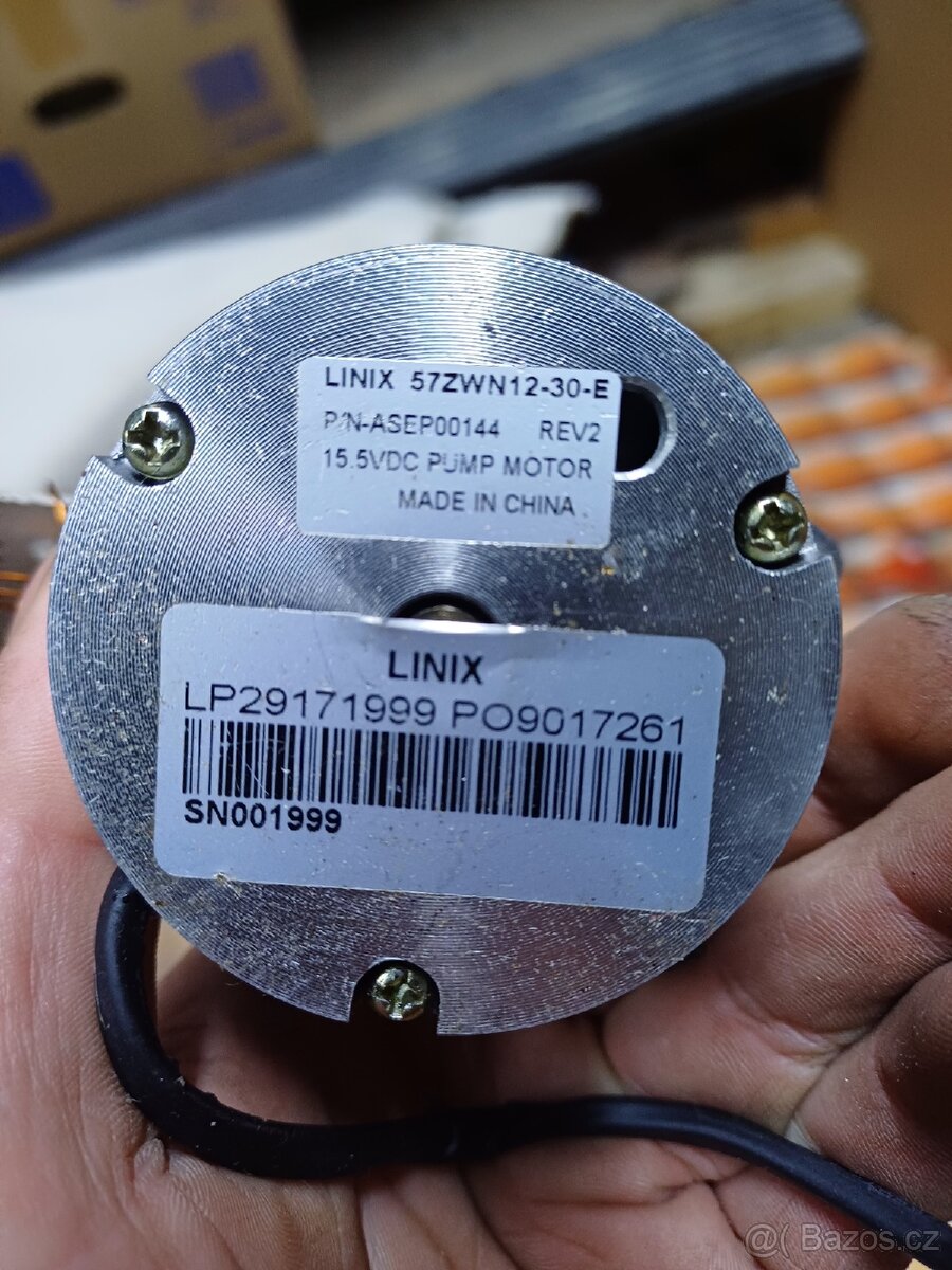 Bazénový vysavač Aguabot Galeon Fl - 10