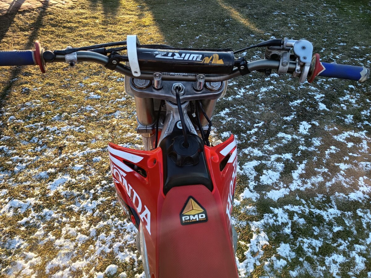 Honda CR250 - 10