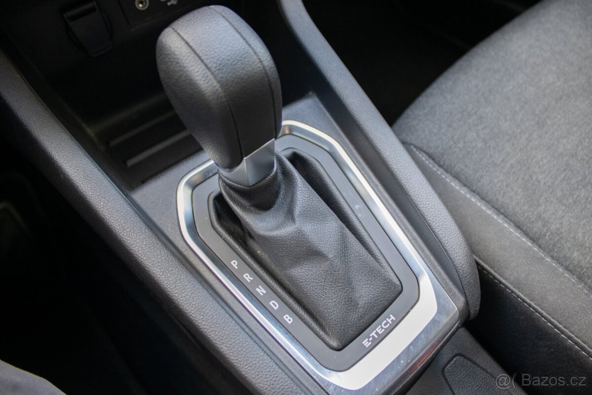 Renault Clio E-tech Hybrid - 10