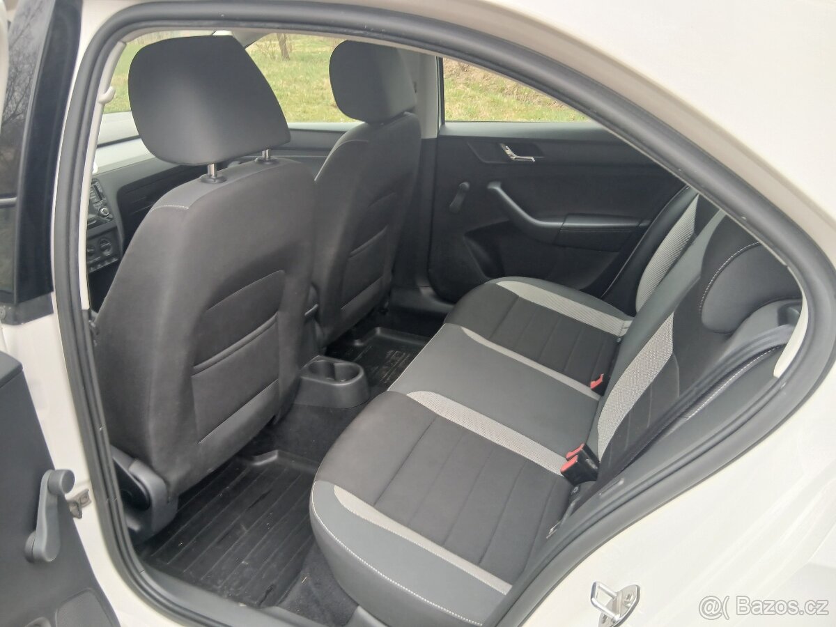 Škoda Rapid 1.2 tsi - 10