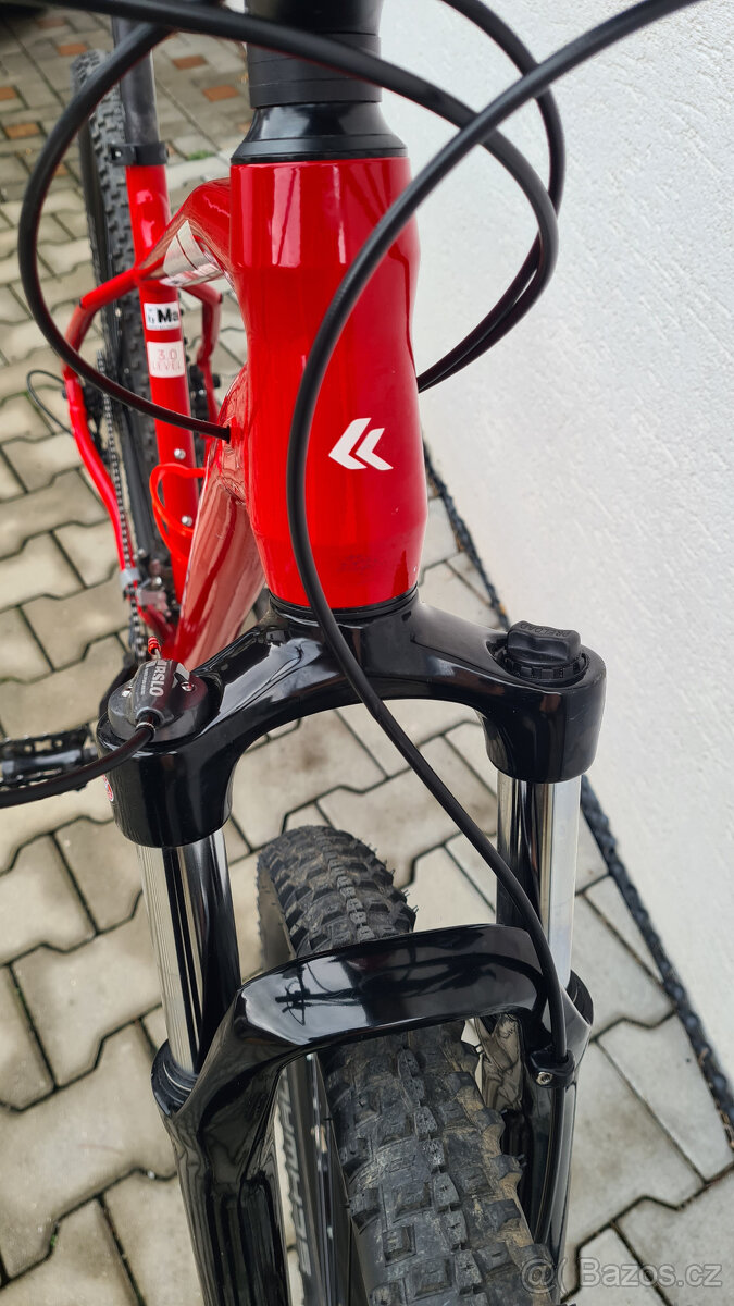 Kross Level 3.0 SR, hydraulické brzdy, Shimano Deore, Rám M - 10