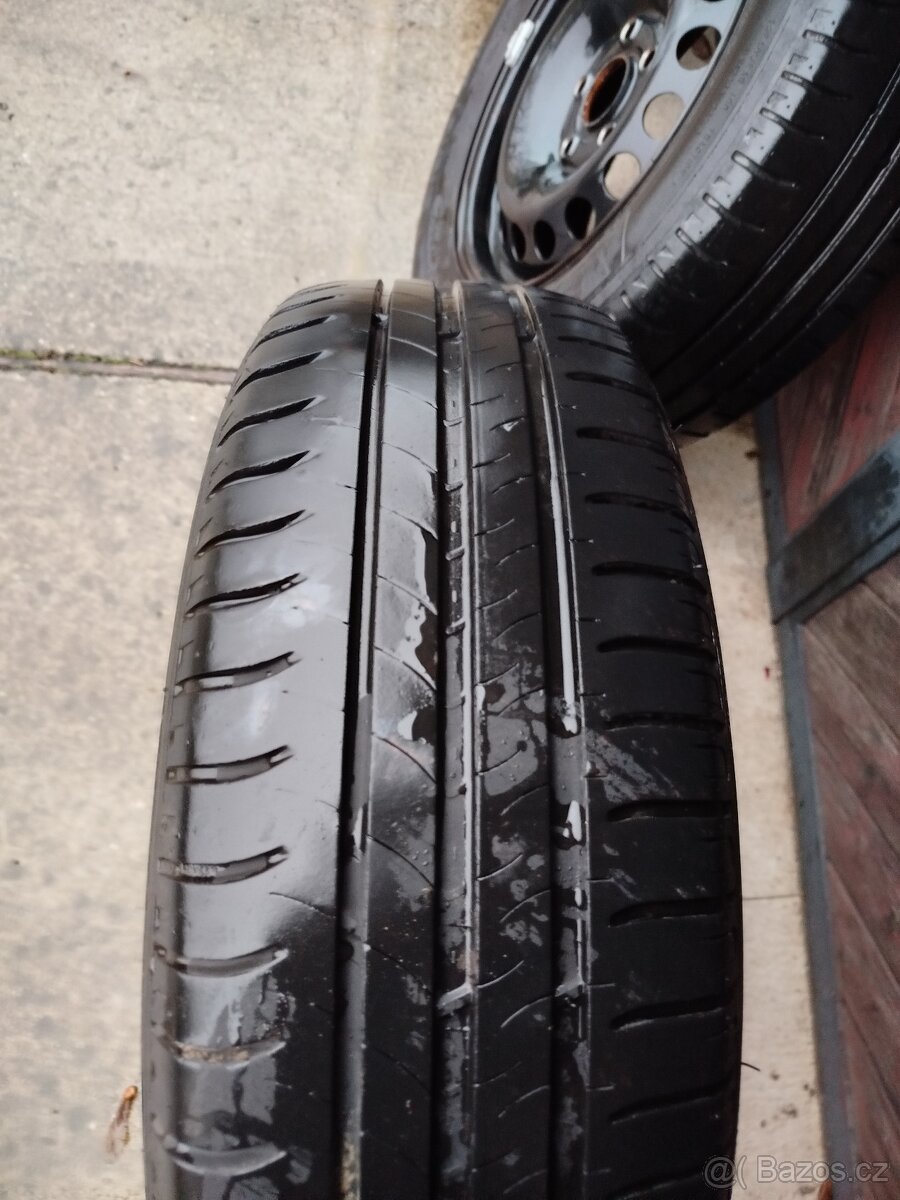 Plechové disky s letními pneu. 195/55/15 - 10