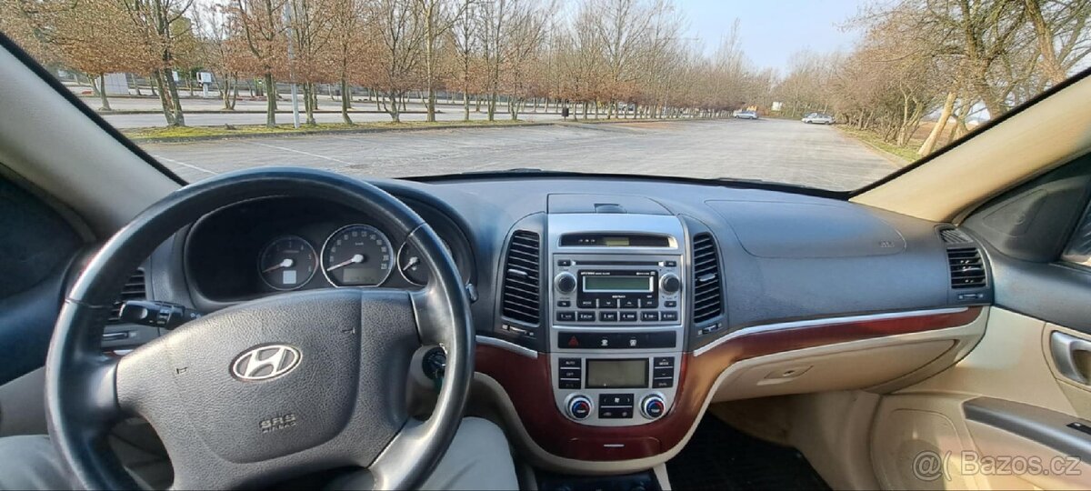 Hyundai SantaFe II - 10