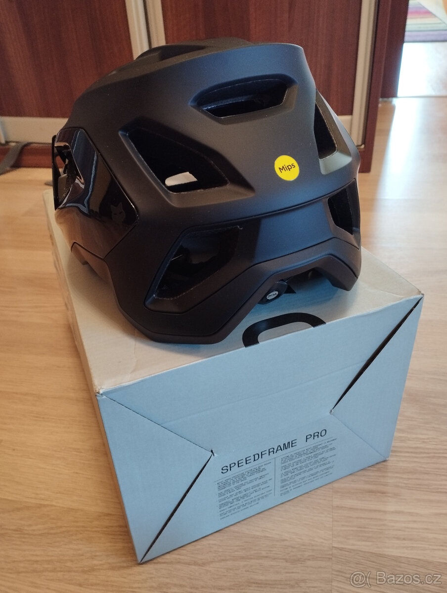 Nová Helma Fox Speedframe Pro MIPS L black - 10