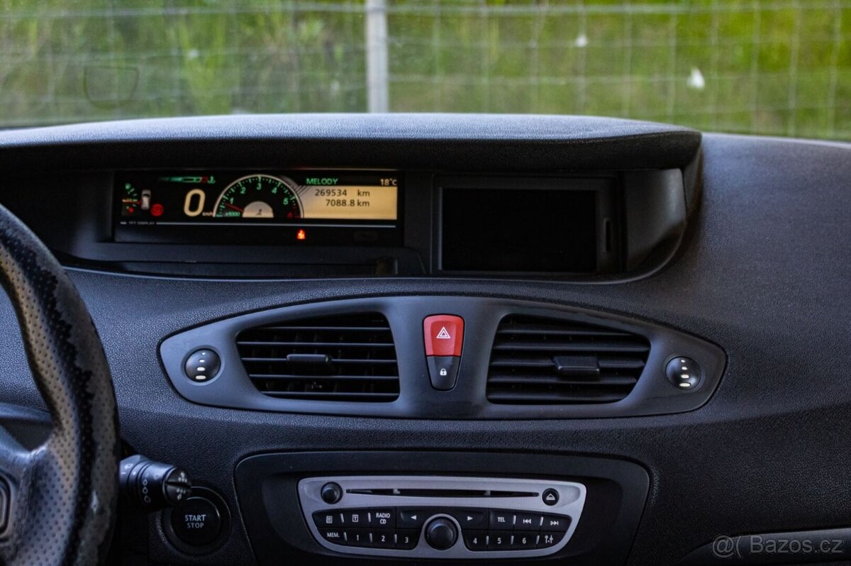 Renault Scénic 1.5 dCi 2011 - 10