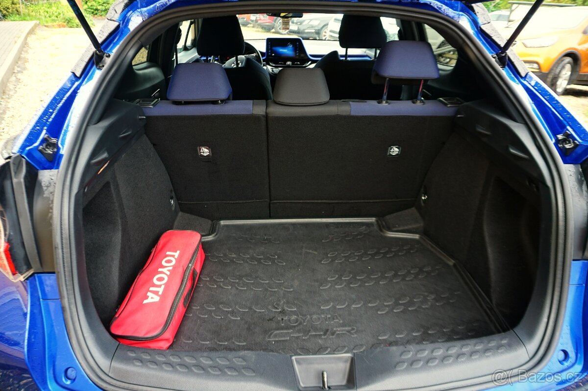 TOYOTA C-HR 1,8 HYBRID ACTIVE 2018 - 10