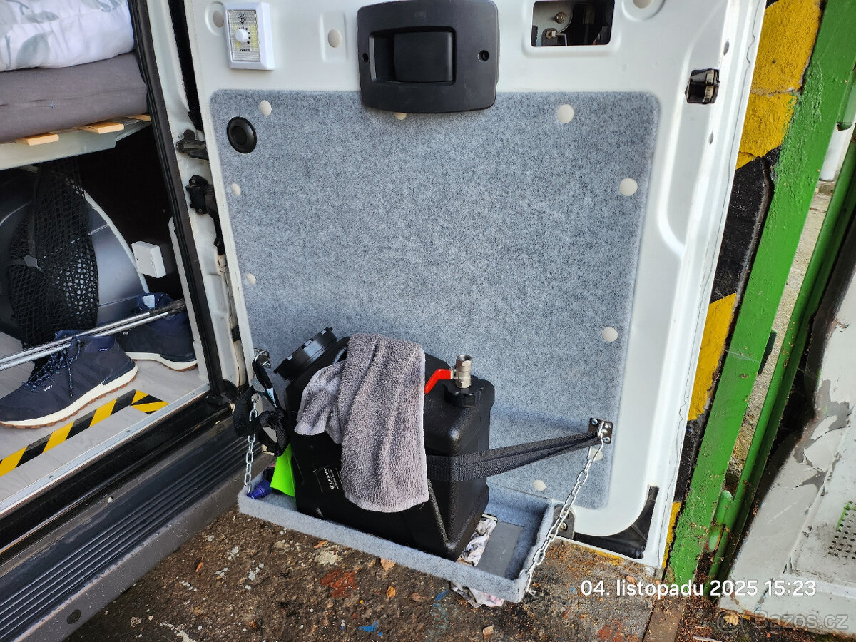 Obytný Peugeot Boxer 2.0 BlueHdi 96kw 12/2016, 4místný,DPH - 10