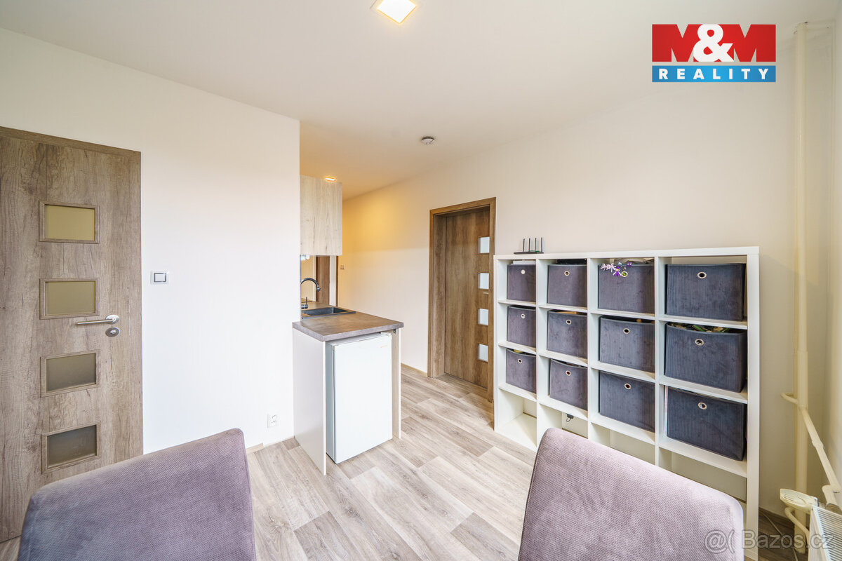 Prodej bytu 3+1, 58 m², Nová Role, ul. Nádražní - 10