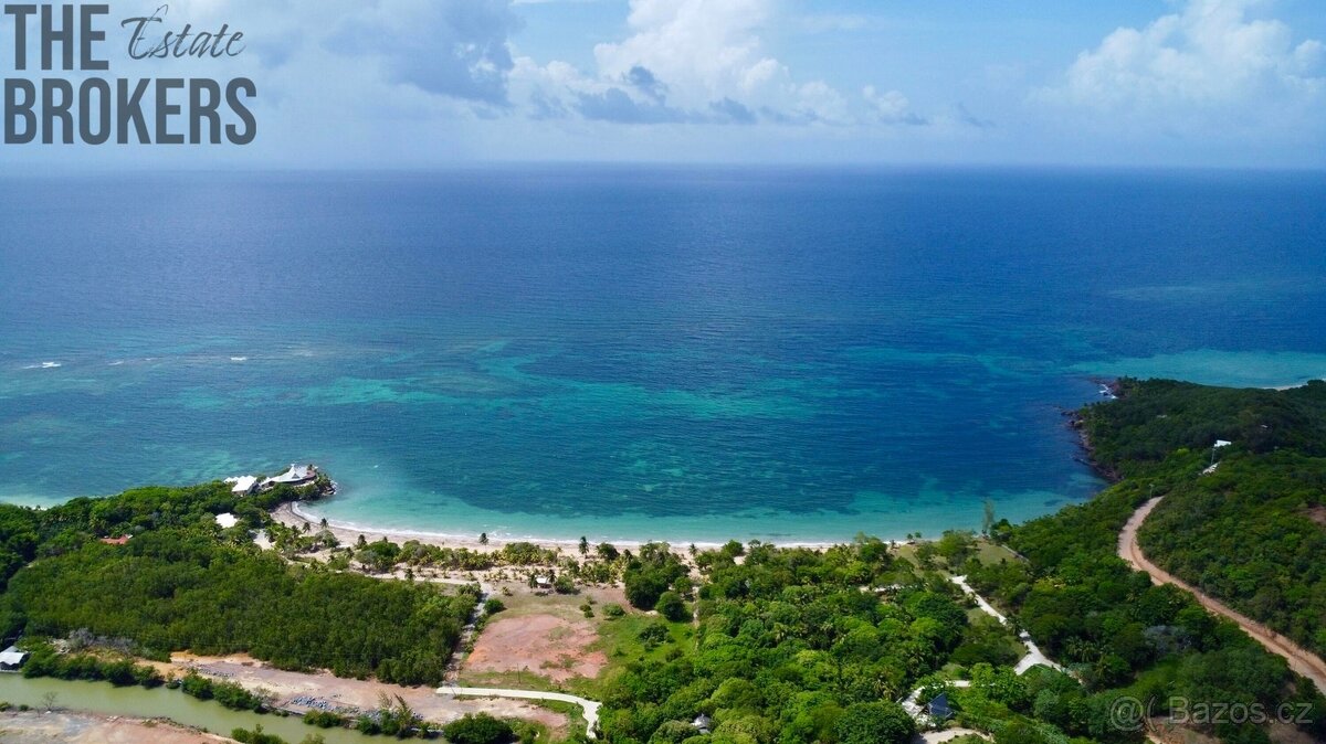 2BD&2BT Wooden Bungalow Diamond Hill Resort, Roatan - 10