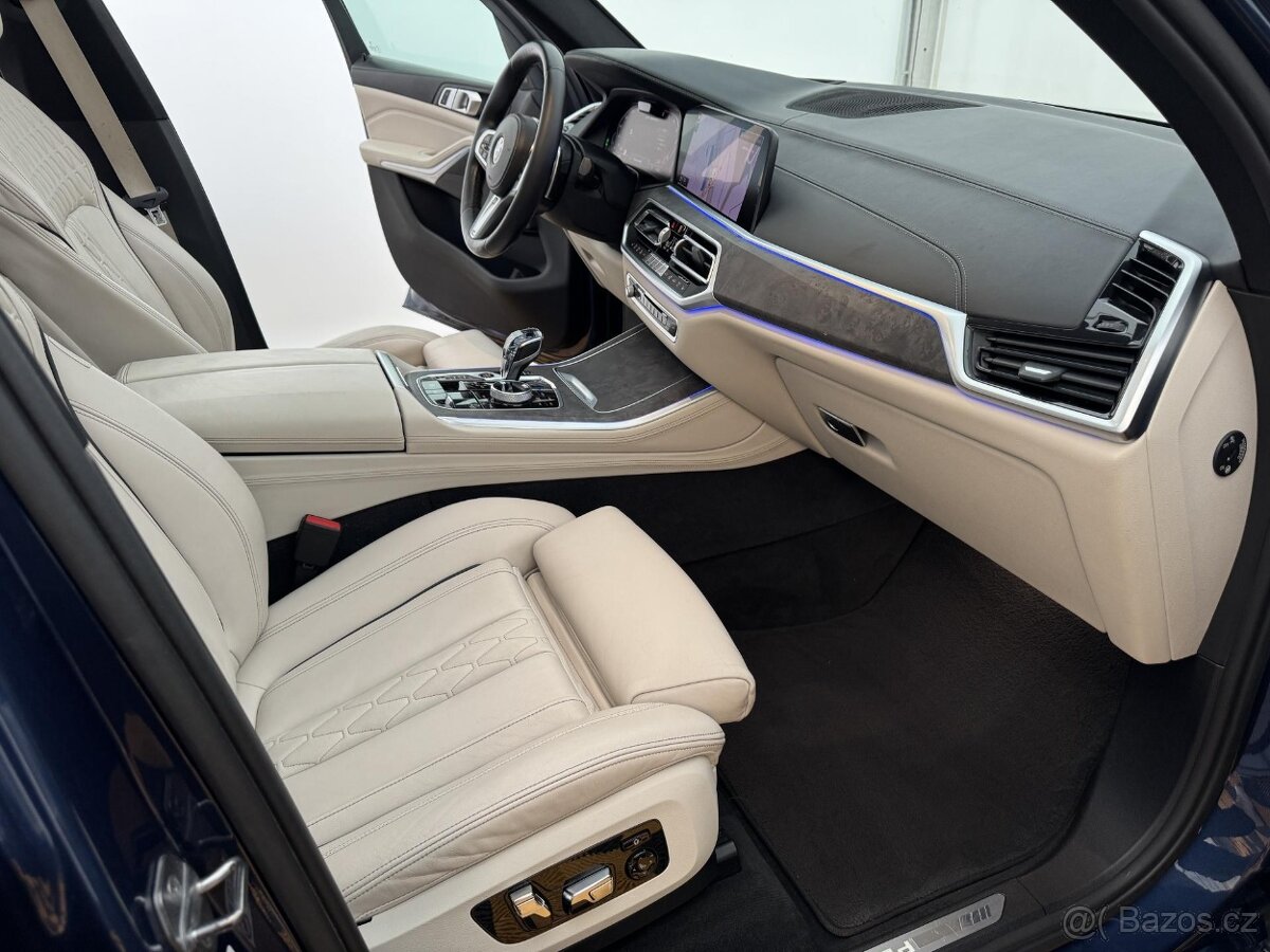 BMW X5, M50d CZ 1-Maj SkyLounge - 10