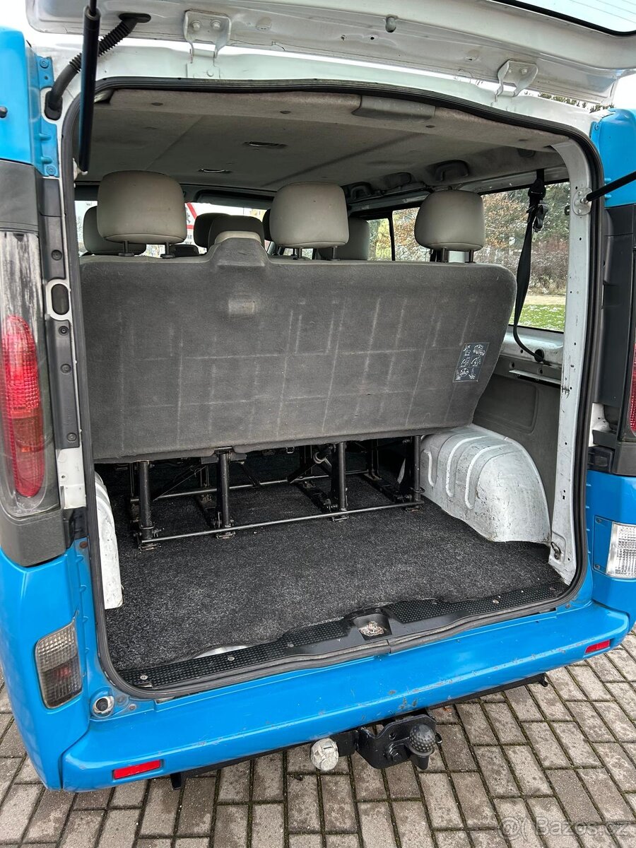 Renault Trafic 1.9 dci, 9 míst, nová STK - 10