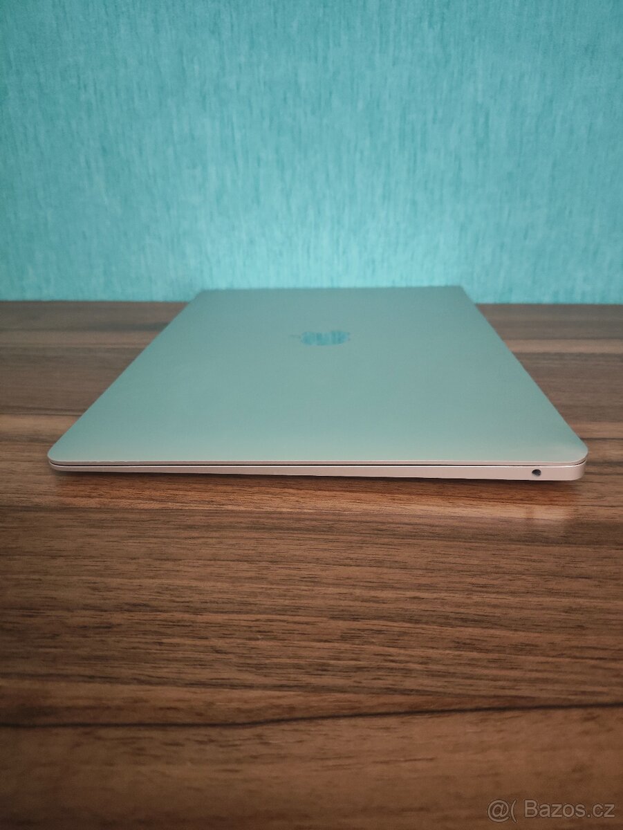 MacBook Air 2020 M1 | 8GB • 256GB - 10