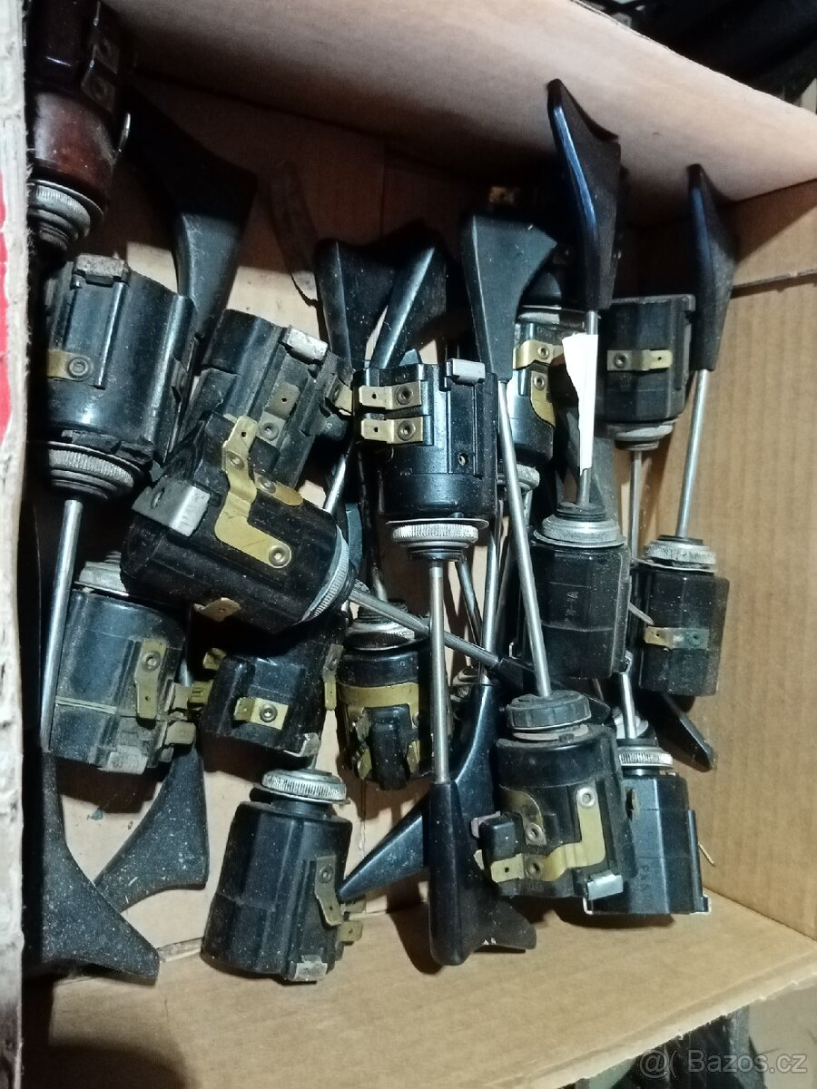 Škoda směs dílů - 10