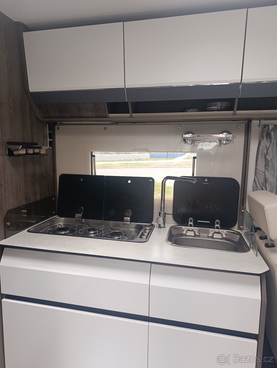 Obytné auto Benimar Amphytrion 957 North - 10